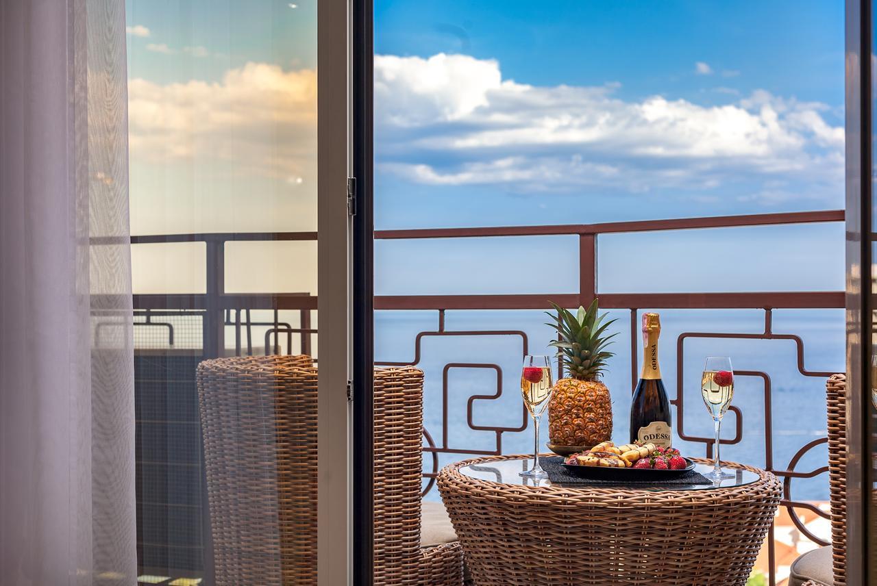 Vip Apartments In Arcadia With Sea View. オデッサ エクステリア 写真